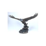 Wise Biblolar – Wise Hayvanlar Alemi – Kartal Balık Avında Dekoratif Obje Biblo 54x25x38 Cm