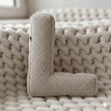 Woodesk Litera, L Harfi, Yastık, Kırlent, Elyaf Dolgulu, Welsoft Kumaş, 40 Cm Bej