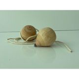 Woodhub - 30 Adet Ahşap Topaç - Boyasız - Geleneksel Oyuncak - Nostaljik Oyuncak - 2 Metre Ipiyle - Ahşap Desenli