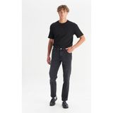 Wrangler Normal Bel Straight Siyah Erkek Denim Pantolon MW12100012TI Siyah Denim Pantolon - 42 / 32
