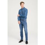 WRANGLER Slim Fit Dar Kesim Normal Bel Dar Paça Koyu Mavi Texas Jean Kot Pantolon