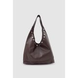 Wuclo Stula Büyük Hacimli Mıknatıslı Zımba Detaylı Hobo Omuz Çantası Acı Kahve - 40 x 27 x 10 cm