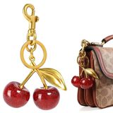 XOXVURI Çanta kolye ucu kiraz çanta kolye ucu, Cherry Bag Charm metal anahtarlık anahtar halkalı ve klipsli cepler uzatma zinciri kadınlar için cüzdanlar, çantalar, el çantaları, cüzdanlar, sırt
