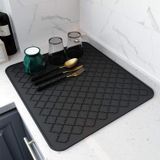 Xspring Silikon Bulaşık Kurutma Matı, Kaymaz ve Kolay Temizlenebilir Silikon Mat, Isıya Dayanıklı, Bulaşıklar ve Tezgah Üstü İçin, Buzdolabı Çekmece Astarı (Gri 40x30cm)