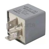 Yakit Pompa Rölesi. 12V 5P Passat 1997-2005 A100 1991-1994 A4 1995-1999 A6 1995-2005 A8 1994-2003 Superb 2002-2008