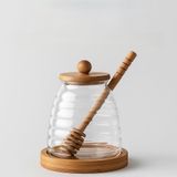 Yakut Group Ahşap Kapaklı Cam Bal Kavanozu, Kaşıklı Standlı Sunum Seti, 480 ml, Bambu Kapak ve Akıtma Kaşığı ile Pekmez Şurup Çikolata Sosu için