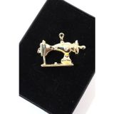 Yaratıcılığın imzası Modacı dikiş makinesi broş gold terzi ve tasarımcı erkek kadın yaka iğnesi