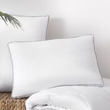 Yataş Tesla Sleep Yastık 50x70 cm Beyaz Orta Sertlikte Polyester Dolgu 750 gr Elyaf Yapı - 50 x 70 cm