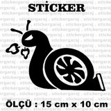 Yavas Bocek 2 Adet Sticker - Araba Motosiklet Kask Buzdolabi Cam Otomobil Atv Laptop Tablet Duvar Stickeri