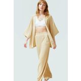 Yazlık Kadın Kimono Pantolon Takım Rahat Şık ve Çok Yönlü Trend Tasarım Modern Stil Görünüm