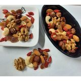 Yeni Harmancı Premium Çiğ Karışık Kuruyemiş 150 Gr. (Goji Berry, Çekirdeksiz Kuru Üzüm,çiğ Badem, Çiğ Fındık,ceviz Içi,kajufıstığı)
