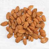 Yerli Çiğ Badem 250 Gr