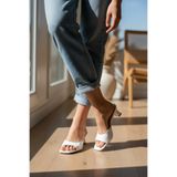 yezy shoes Parlak Rugan Kısa Topuklu Günlük Şık Kadın Terlik Beyaz