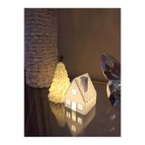 Yılbaşı Dekorasyon Led Mumlu Ev ve Çam Ağacı Seti 7-11 CM 2 LED MUM DAHİLDİR