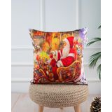 Yılbaşı Temalı Noel Baba ve Çocuk Desenli Dijital Baskılı Kırlent Kılıfı