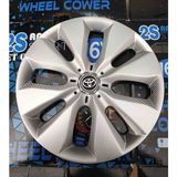 Yk 15 Inç Toyota Corolla / Yaris / Auris Uyumlu Jant Kapağı 4'lü Takım Amblem Hediyeli
