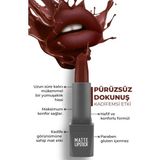 Yoğun Renk Veren Uzun Süre Kalıcı Nemlendirici Kadifemsi Mat Ruj - Matte Lipstick 424 Ruby Red