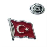 Yörük Tasarım Gümüş Renkli Türk Bayrağı Yaka Rozet El İşçiliği ile Üretilmiştir