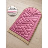Yüsrina Home Yüsrina Ipek Kadife 1.5 cm Süngerli, Özel Nakış Detaylı Namazlık, Ortopedik Seccade + Çanta - Pembe
