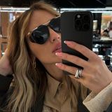 Yves Saint Laurent Saint Laurent Paris SL 0137 Amelia 001 55-14-135 Unisex Güneş Gözlüğü – Siyah Metal Çerçeve, Füme Mat Cam, UV400