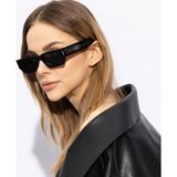 Yves Saint Laurent Saint Laurent Paris SL 660 001 54-18 Kadın Güneş Gözlüğü – Siyah Asetat Çerçeve, Füme Mat Cam, UV400