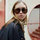 Yves Saint Laurent Saint Laurent Paris SL M137 Amelia 002 55-14 Kadın Güneş Gözlüğü – Altın Metal Geometrik Çerçeve, Kahverengi Mat Cam, UV400