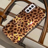 Zebana Samsung Galaxy S21 FE 5G ile Uyumlu Kılıf Zebana Luxe Leopard Silikon Kılıf Desert Titanyum