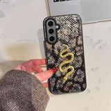 Zebana Samsung Galaxy S23 ile Uyumlu Kılıf Zebana Golden Serpent Silikon Kılıf Siyah