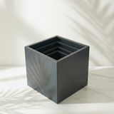 Zenith Dörtlü Set Kare Küp Metal Saksı – İç & Dış Mekan Modern Dekoratif Saksılık (25, 30, 35, 40)