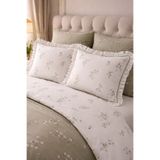 Zeren Home Çiçek Desenli Fırfır Detaylı Nevresim Takımı Soft Yeşil Beyaz Çeyizlik Şık Yatak Odası Seti 6 Parça
