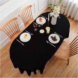 Zeren Home Sıvı Geçirmez Dertsiz Oval Masa Örtüsü Siyah + 12 Peçete - 150 x 240 cm