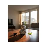 ZEROXO Meditasyon Yapan Buda Heykeli – Zen Bahçesi ve Yoga Köşesi Dekoru – Spiritüel Biblo Gümüş 10 x 10