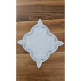 ZESA HOME Fransız Dantelli Zigon Sehpa Örtüsü Ekru Milat 40 x 40