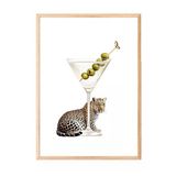 Zestia Ahşap Çerçeveli Duvar Tablosu Leoparlı Martini İllüstrasyonu – Modern Beyaz Fon Salon Dekoru, 70 x 100