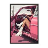 Zestia Siyah Çerçeveli Tablo, Pembe Retro Araba ve Kadın, Genç Odası Dekoru Poster No: 113729 70 x 100