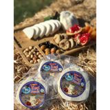 Zeytinli Keçi Çiftliği Top Keçi Peyniri 500 Gr. (SALAMURADA DİNLENDİRİLEN %100 KEÇİ SÜTLÜ KAYA TUZLU)