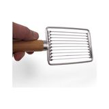 Zg Store Paslanmaz Çelik Silikon Saplı Testere Ağızlı Dilimleyici - Sebze ve Meyve Şekillendirici, Ergonomik, Bulaşık Makinesinde Yıkanabilir Mutfak Aleti - Ahşap - Beyaz