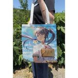 Zipzap Suzume V3 Yazlık Kışlık Çift Taraflı Kanvas Baskı Bez Çanta Anime Çantası