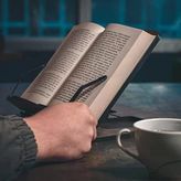 - Kitap Okuma Standı (Ceviz)