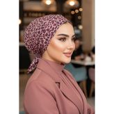 Aişe tesettür Bordo Leopar Desen Çapraz Bone