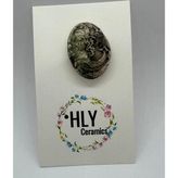 Antik Bronz Yüz Formunda Seramik Broş / Yaka İğnesi