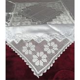 Arzum Çeyiz 8 Köşeli El Işi Dantel Bohça 100 * 100 cm Boyutunda - 3 Papatya Modeli