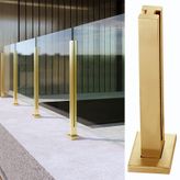Cam Korkuluk Direği, Güverte, Koridor ve Bahçeler için Altın Balkon Cam Korkuluk Direği - Cam Paneller ve Raflar için 90 cm Yerde Kare Destek - Şık ve Dayanıklı Korkuluk Sistemi