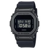 Casio GM-5600UB-1DR Erkek Kol Saati