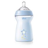 Chicco Natural Feeling Anti-Kolik biberon 6 aylık 330 ml, yumuşak ve esnek silikon vantuzlu bebek şişesi, emzirme için uygundur, mavi