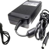 Dell P01E P01E001 Notebook Adaptör