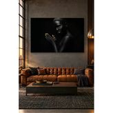 Fida Altın Parmaklı Dua Eder Gibi Duran Afrikalı Kadın Canvas Tablo