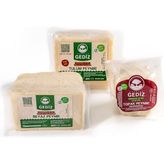 Gediz Mevsim Lezzetleri Paketi /gediz Tulum Peyniri (Koyun, Keçi, İnek Sütlerinden) 500gr - Gediz Beyaz Peynir (Koyun, Keçi, İnek Sütlerinden) 700gr - Gediz Keçi Topak Peynir 400 gr - 500 gr