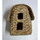 Hasır Kuş Yuvası