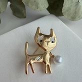 İnci Tasmalı Gold Kedi Broş